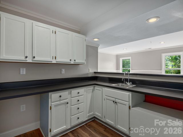 30 Apple Tree Way, Asheville, NC 28805