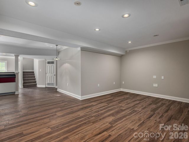 30 Apple Tree Way, Asheville, NC 28805