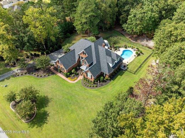 951 White Horse Drive, Greenville, NC 27834