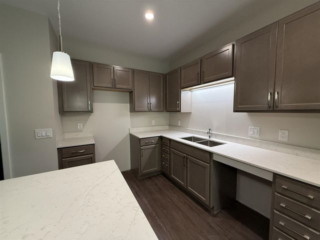 2645 Burton Road Unit: Bld 4, Ann Arbor, MI 48104