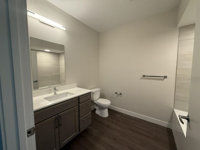 2645 Burton Road Unit: Bld 4, Ann Arbor, MI 48104