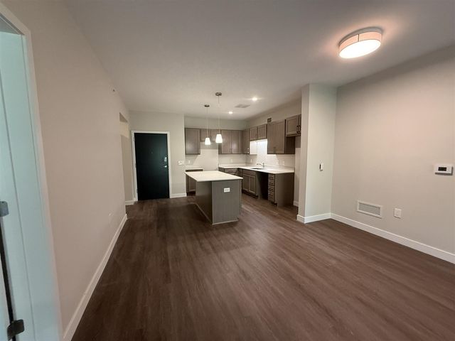 2645 Burton Road Unit: Bld 4, Ann Arbor, MI 48104