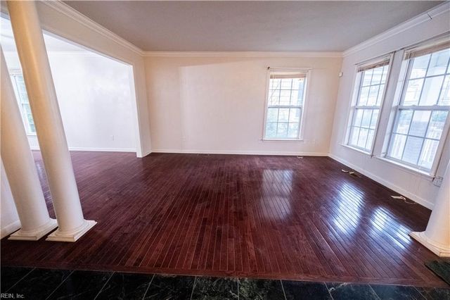 114 E Indian River RD, Norfolk, VA 23523