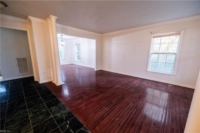 114 E Indian River RD, Norfolk, VA 23523