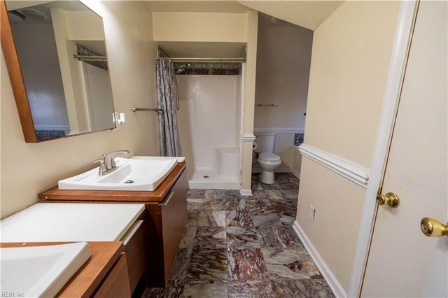 114 E Indian River RD, Norfolk, VA 23523