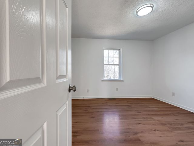 2 Mallory Drive, Adairsville, GA 30103