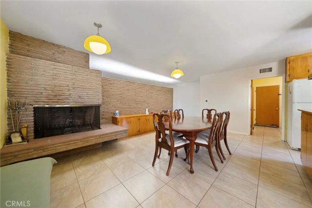 1317 N 2nd Avenue, Upland, CA 91786