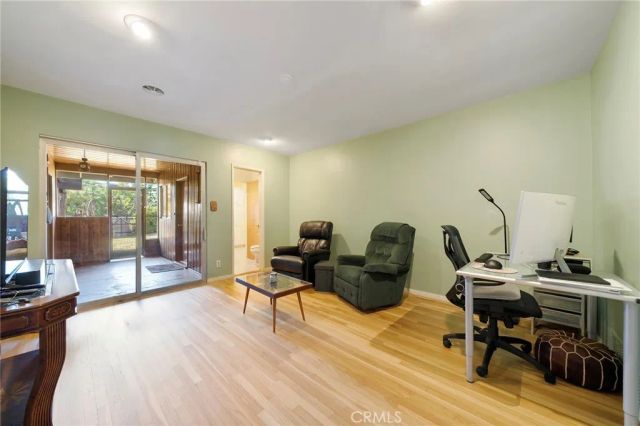 1317 N 2nd Avenue, Upland, CA 91786