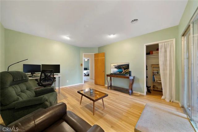 1317 N 2nd Avenue, Upland, CA 91786