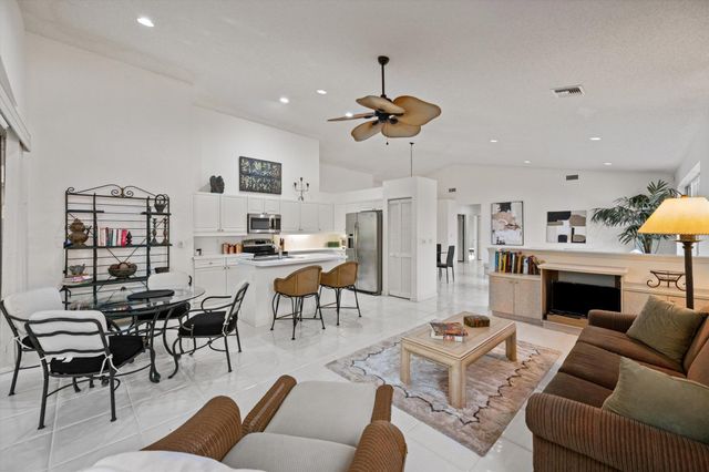 4362 Kensington Park Way, Lake Worth, FL 33449