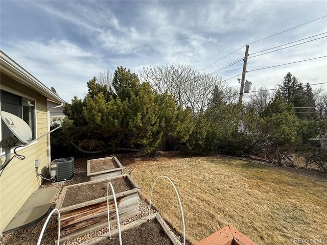 7100 W Yale Avenue, Denver, CO 80227