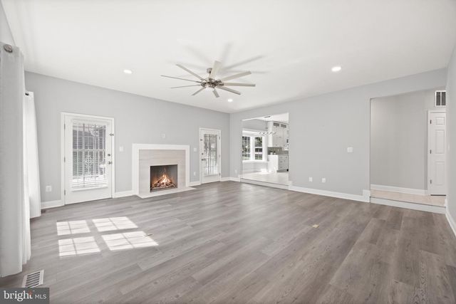 10401 GRANDHAVEN AVE, Upper Marlboro, MD 20772