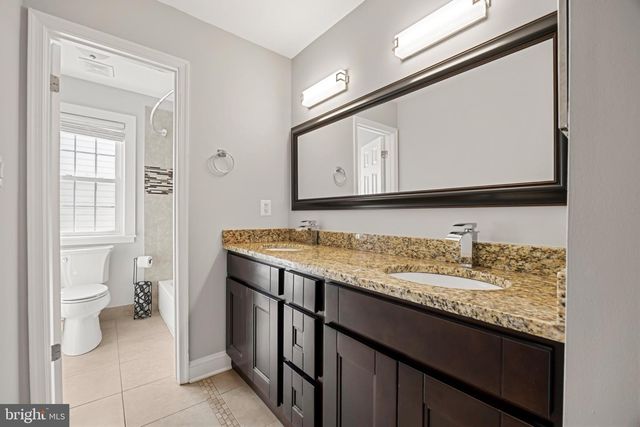 10401 GRANDHAVEN AVE, Upper Marlboro, MD 20772
