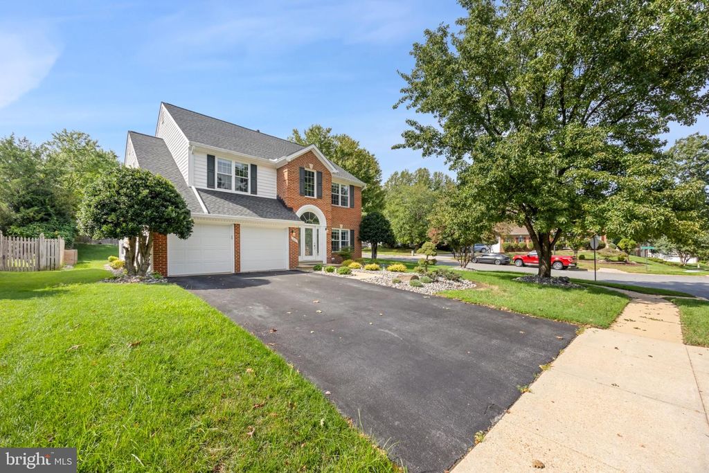 10401 GRANDHAVEN AVE, Upper Marlboro, MD 20772