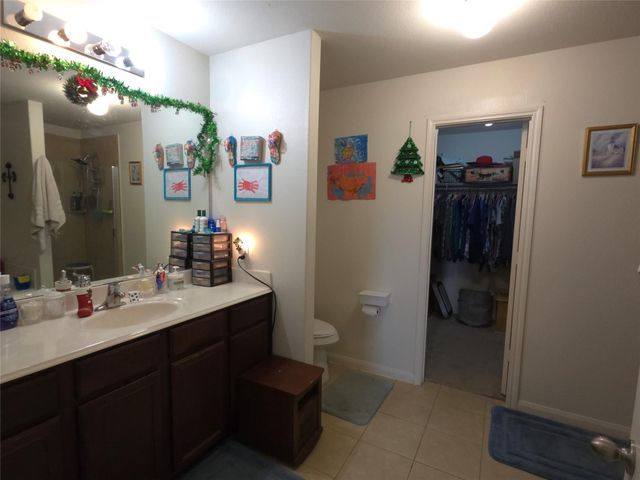 416 Turquoise Trade Drive, La Marque, TX 77568