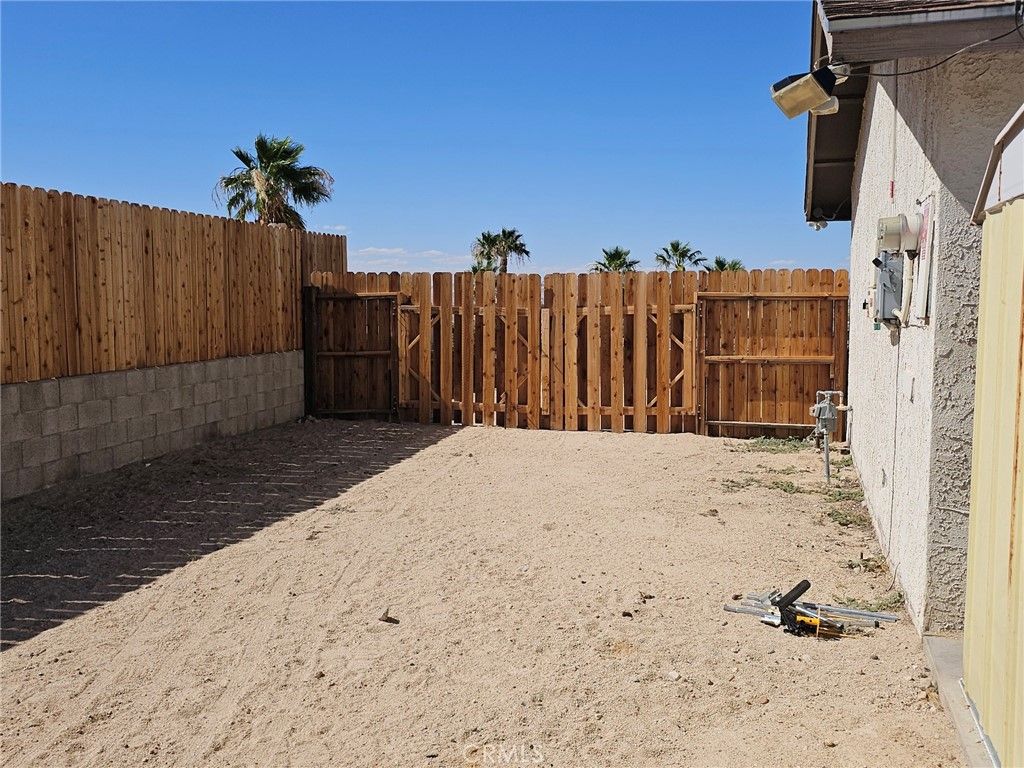 Image 22 of property listing at 73833 White Sands, 29 Palms, CA 92277