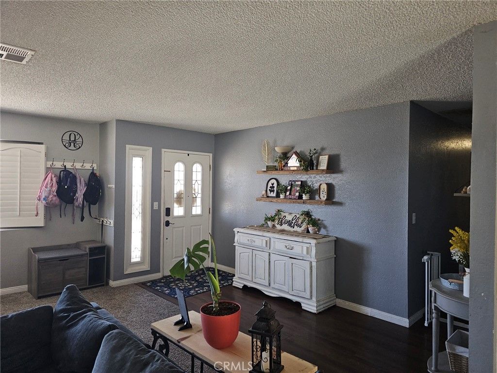 Image 4 of property listing at 73833 White Sands, 29 Palms, CA 92277