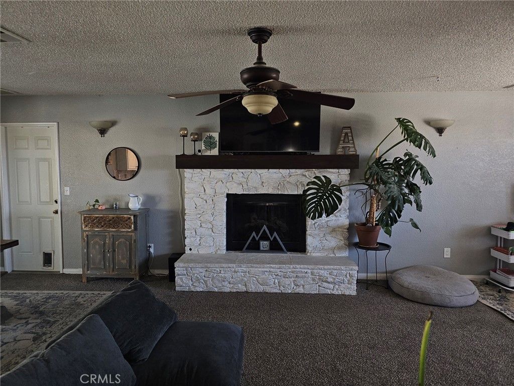 Image 6 of property listing at 73833 White Sands, 29 Palms, CA 92277