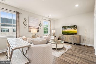 120 ANNAPOLIS ST #B, Bensalem, PA 19020