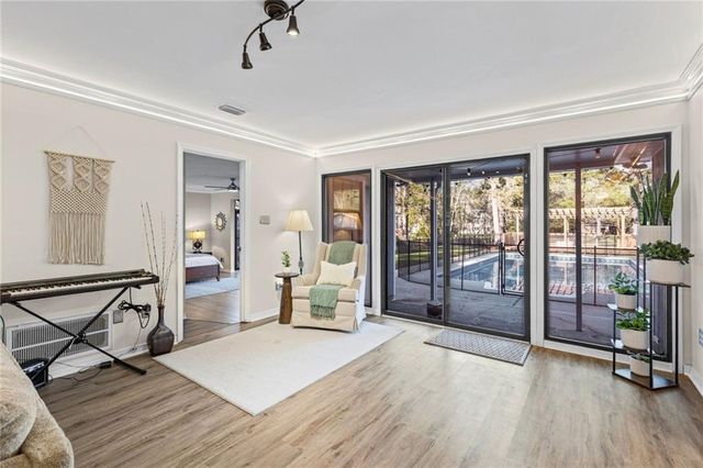 5030 Cole Drive E, Mobile, AL 36619