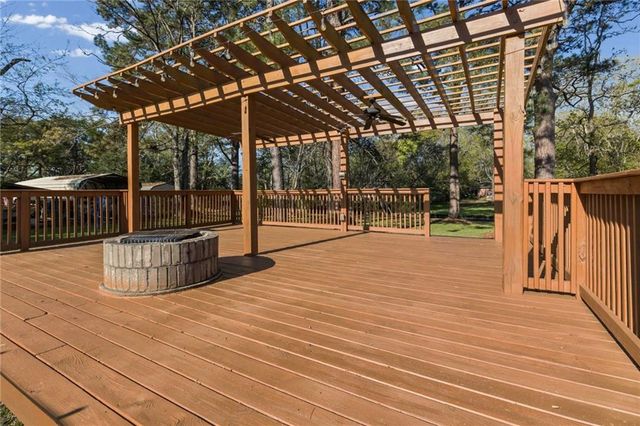 5030 Cole Drive E, Mobile, AL 36619