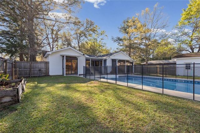 5030 Cole Drive E, Mobile, AL 36619