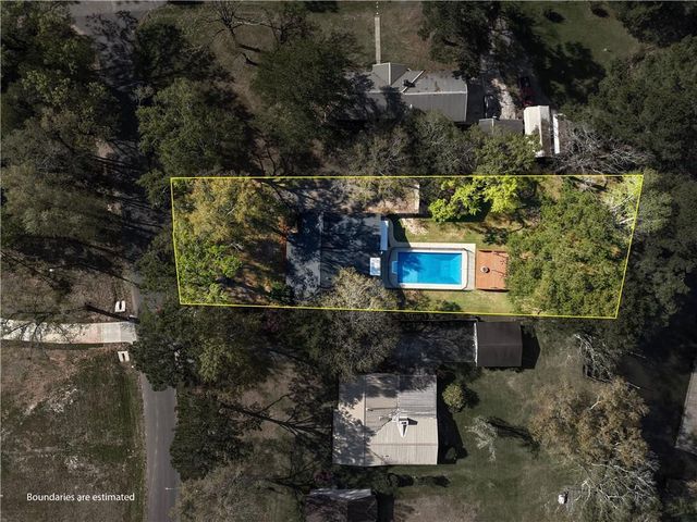 5030 Cole Drive E, Mobile, AL 36619