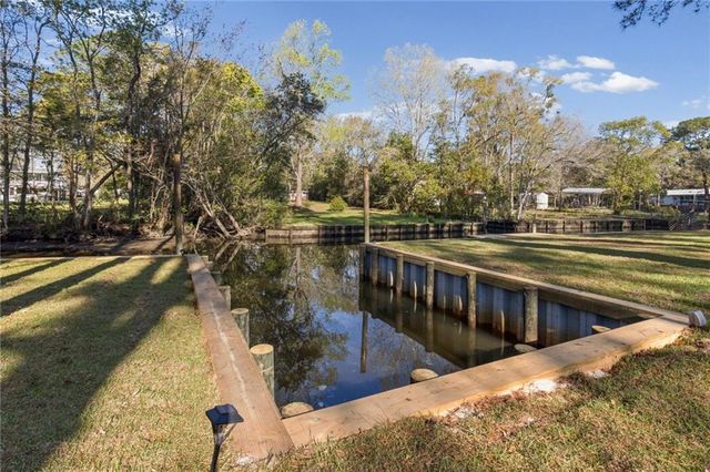 5030 Cole Drive E, Mobile, AL 36619