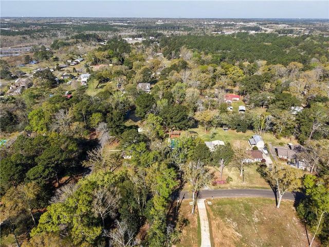 5030 Cole Drive E, Mobile, AL 36619