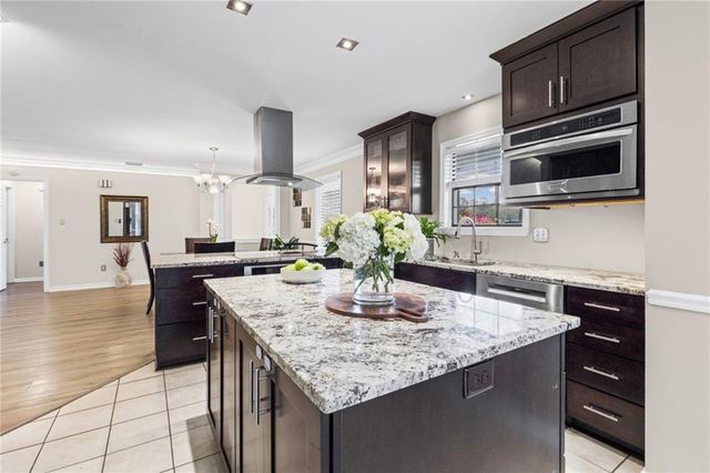 5030 Cole Drive E, Mobile, AL 36619