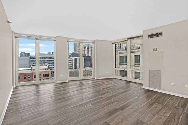 345 N La Salle Drive 1202, Chicago, IL 60654