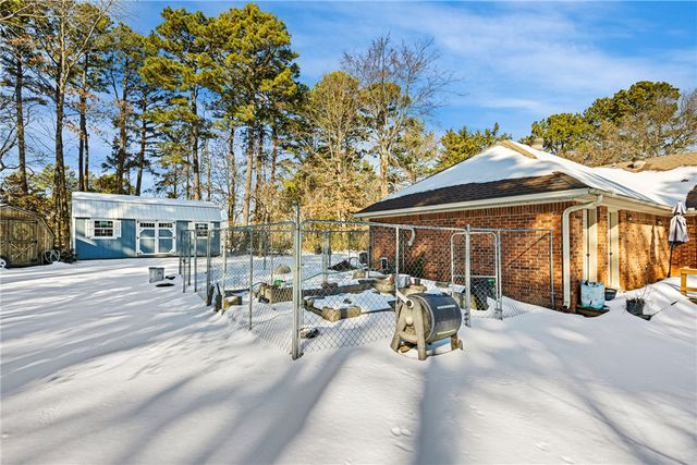 118 Forest Road, Russellville, AR 72802