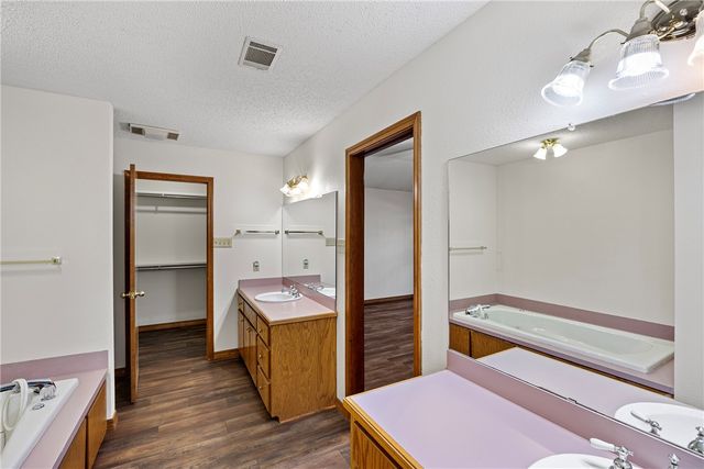 118 Forest Road, Russellville, AR 72802