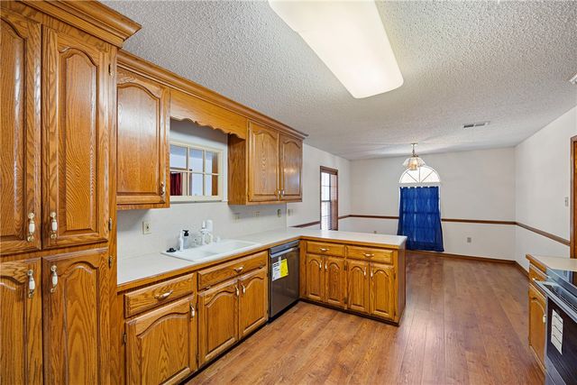 118 Forest Road, Russellville, AR 72802