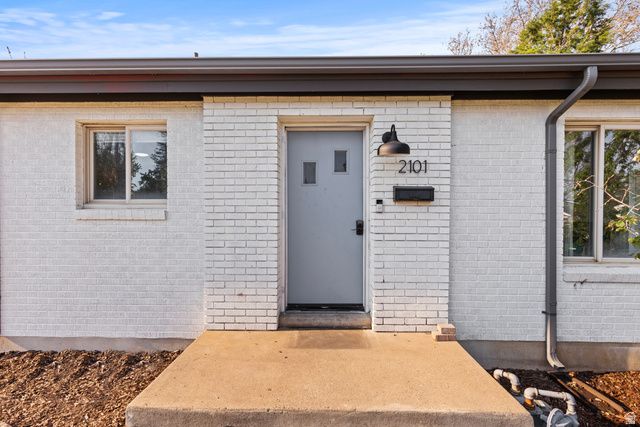 2101 W 3900 S, Roy, UT 84067