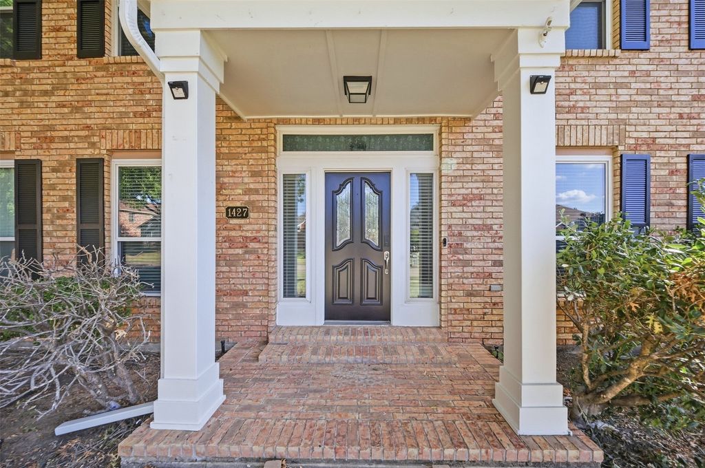 1427 Susan Lane, Carrollton, TX 75007 — photo 2