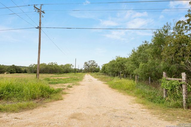 3141 Zion Hill, Seguin, TX 78155
