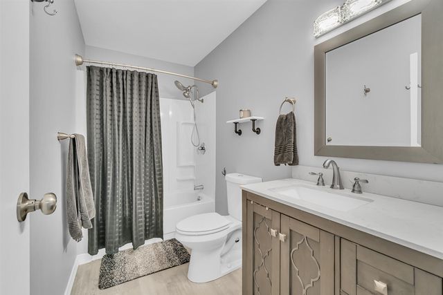 1064 Lake Marie Drive, Horton, MI 49246