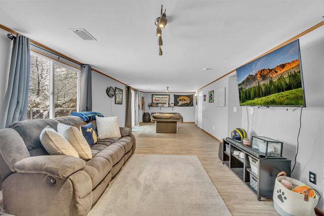 1064 Lake Marie Drive, Horton, MI 49246