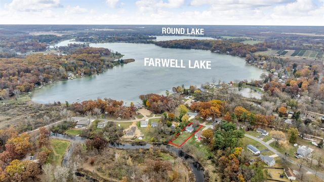 1064 Lake Marie Drive, Horton, MI 49246