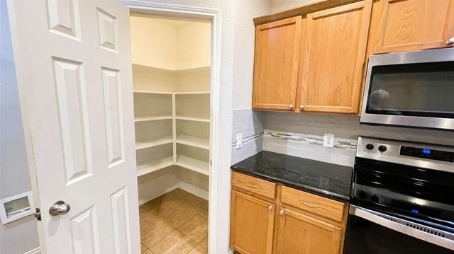 1002 Tabasco Trail, Arlington, TX 76002