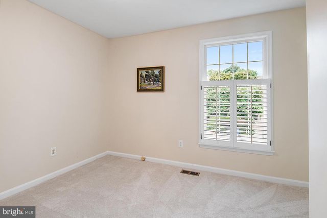 2 TOLSON ST, Annapolis, MD 21401