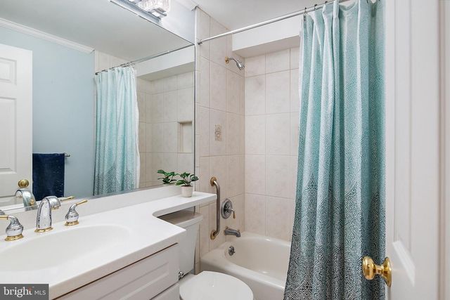 2 TOLSON ST, Annapolis, MD 21401
