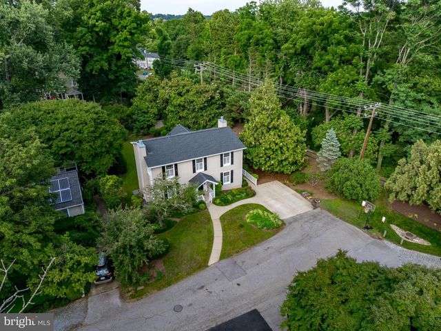 2 TOLSON ST, Annapolis, MD 21401