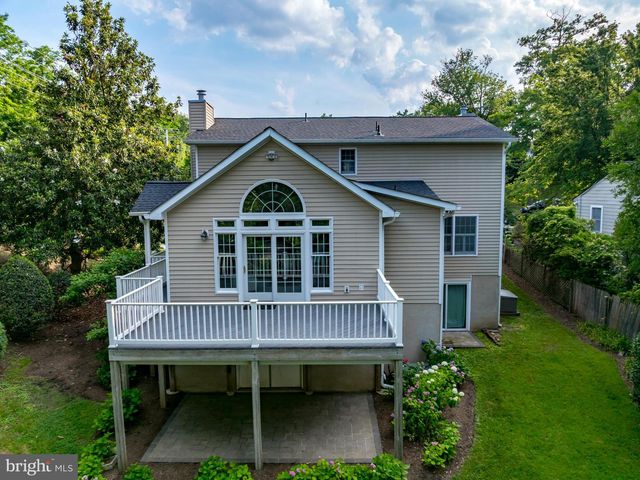 2 TOLSON ST, Annapolis, MD 21401