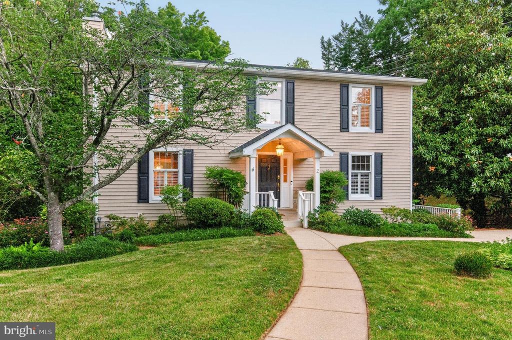2 TOLSON ST, Annapolis, MD 21401
