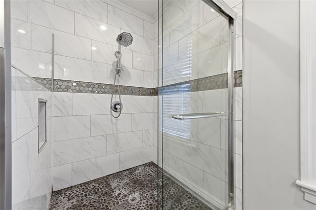 6055 Stanton Ave, Highland Park, PA 15206