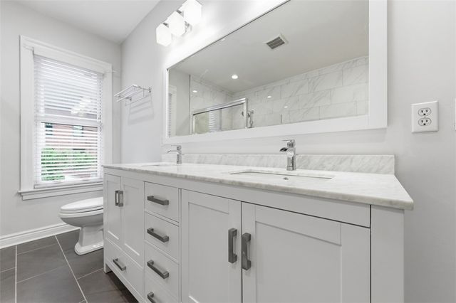 6055 Stanton Ave, Highland Park, PA 15206