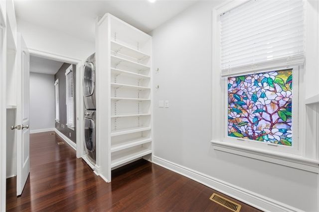 6055 Stanton Ave, Highland Park, PA 15206