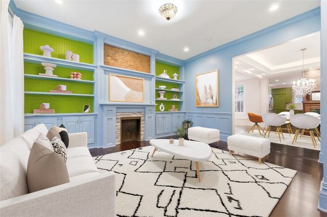 6055 Stanton Ave, Highland Park, PA 15206